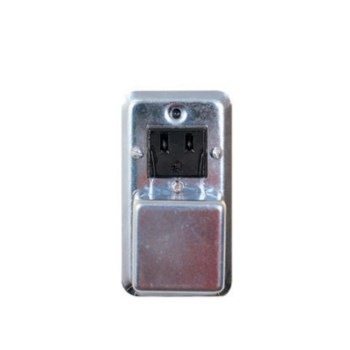 Fuss Holder and Receptacle