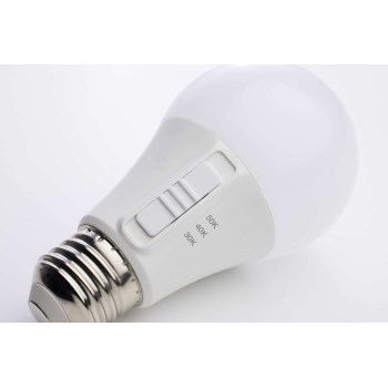 LED A19 Bulb, 3CCT Selectable - 6W (40W Equiv), 4pk
